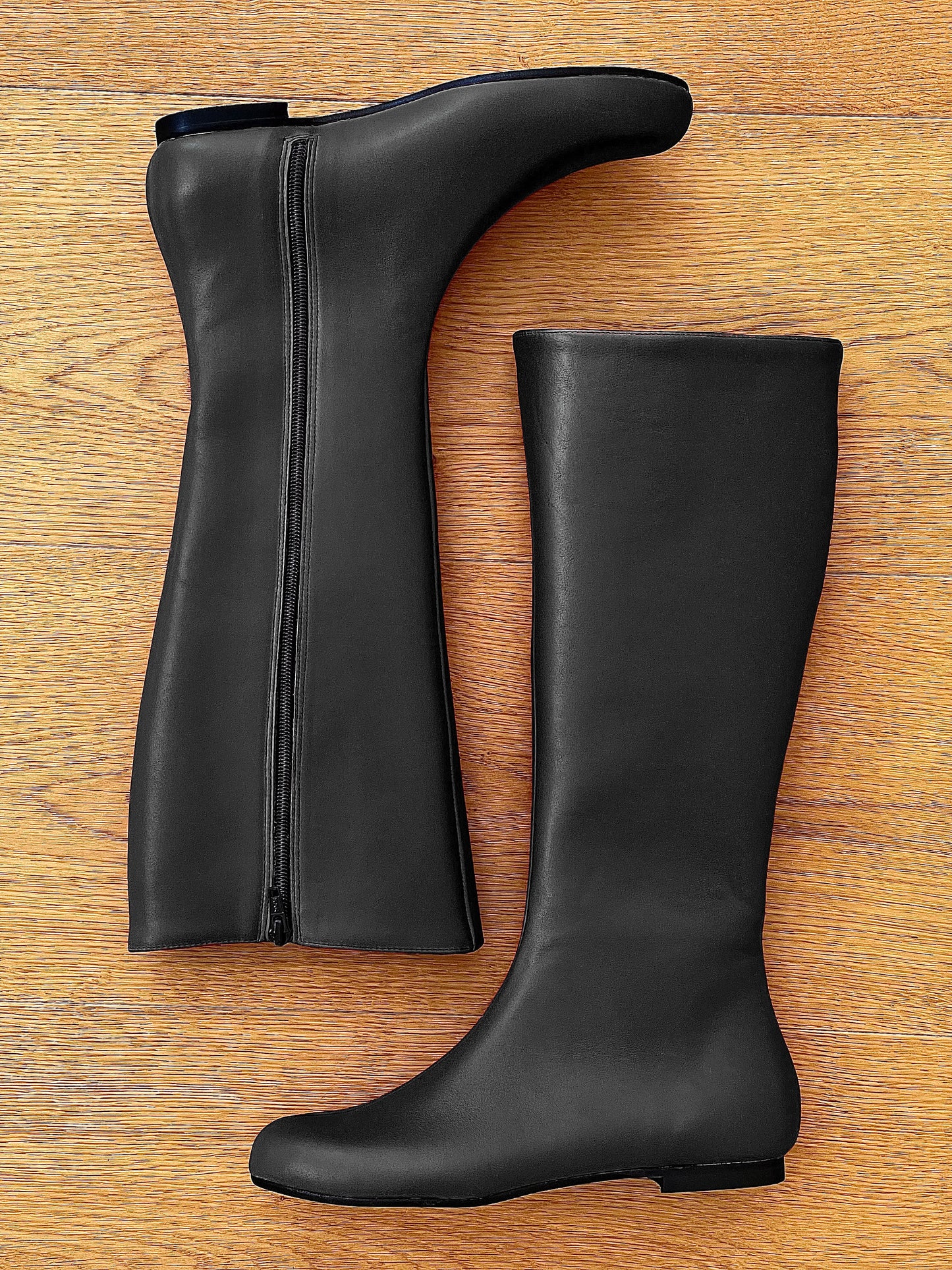 JONAS LEATHER BLACK