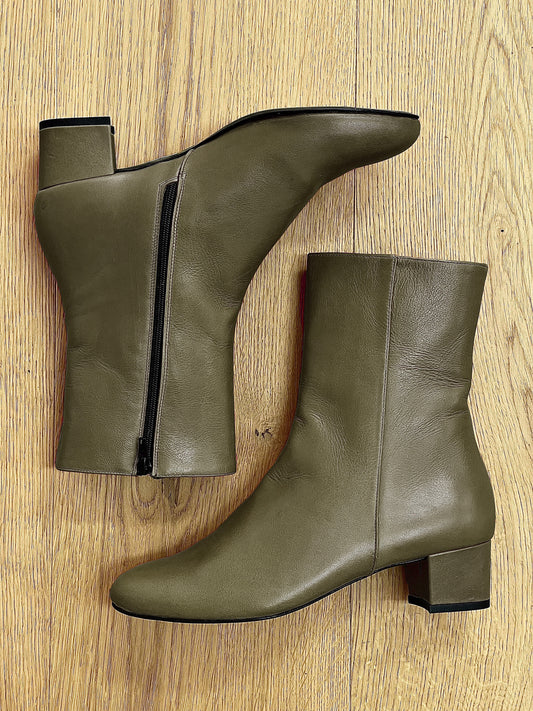 MAXIM KHAKI LEATHER
