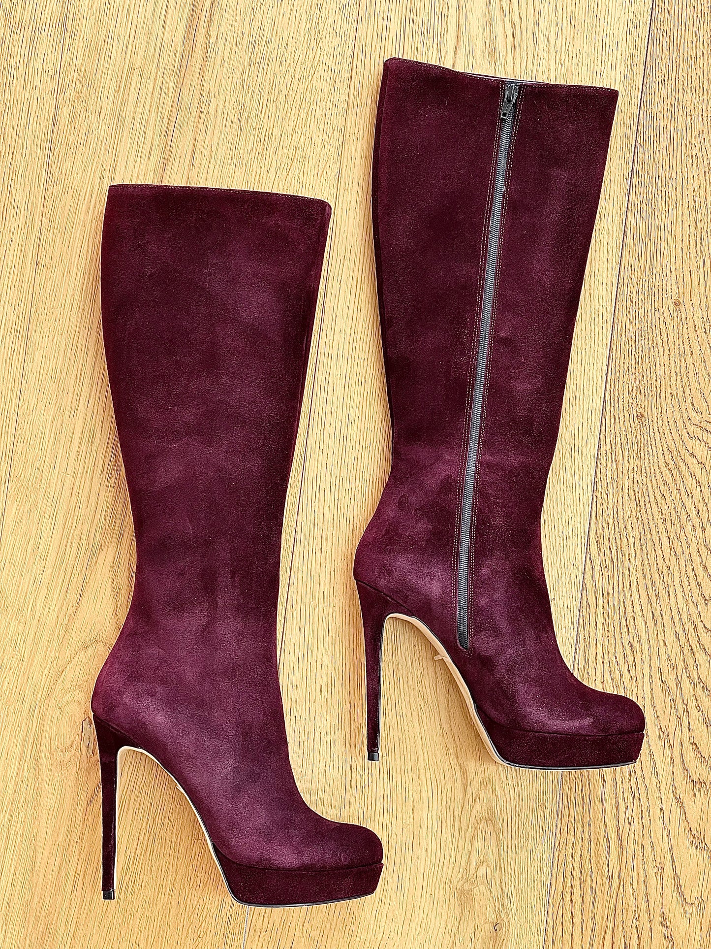 URSULA BURGUNDY SUEDE