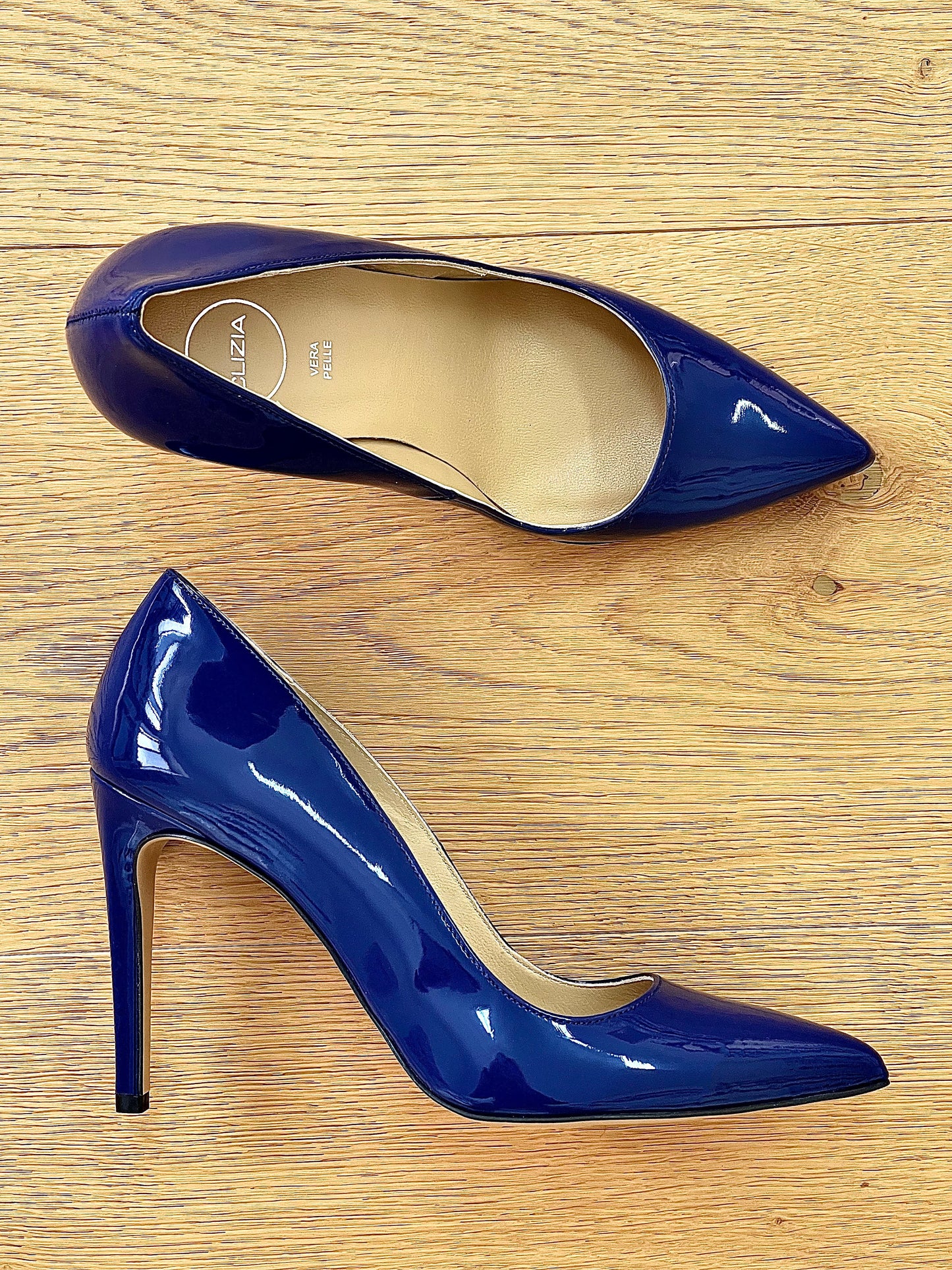 NOE BLUE PATENT LEATHER