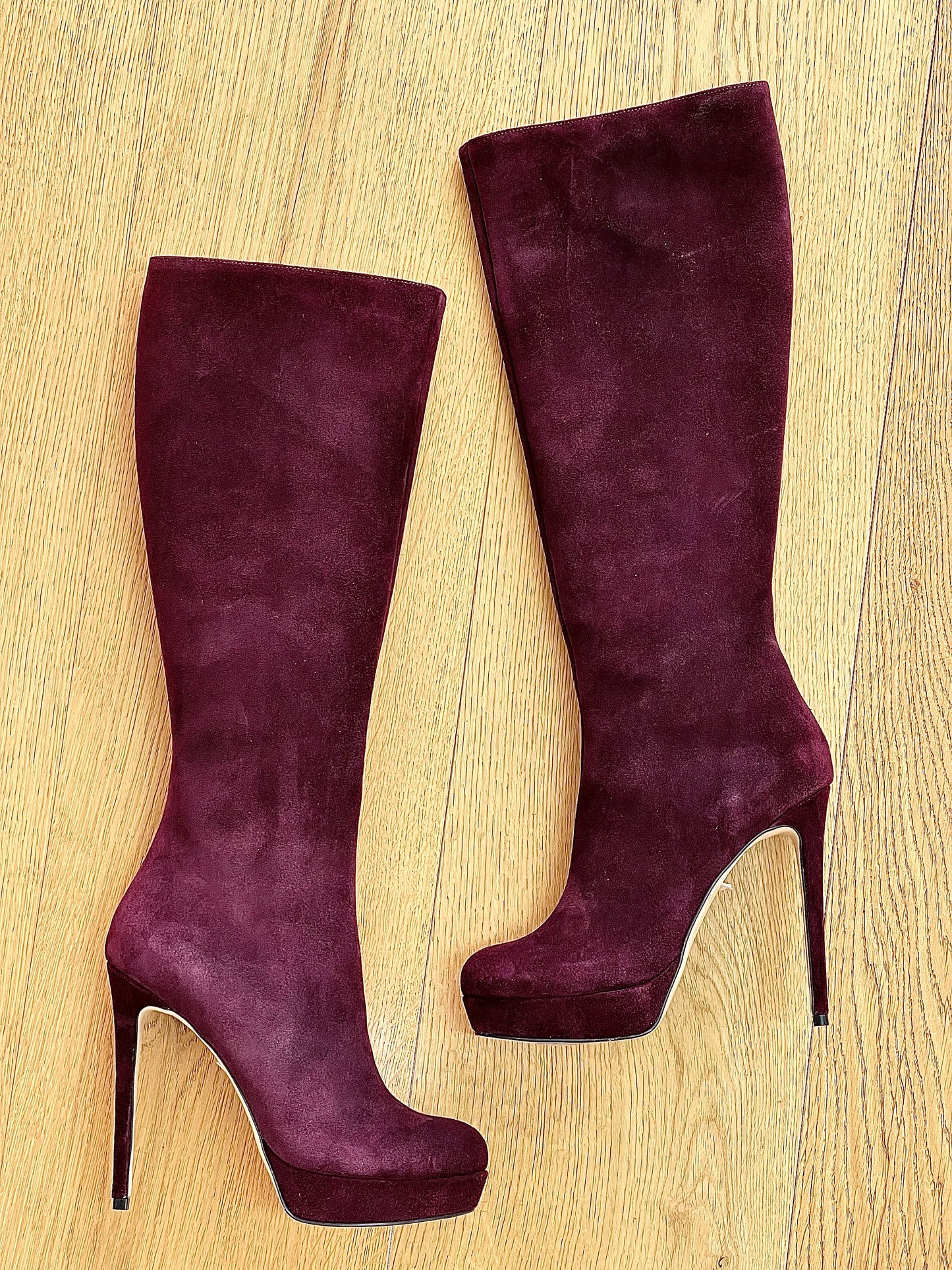 URSULA BURGUNDY SUEDE