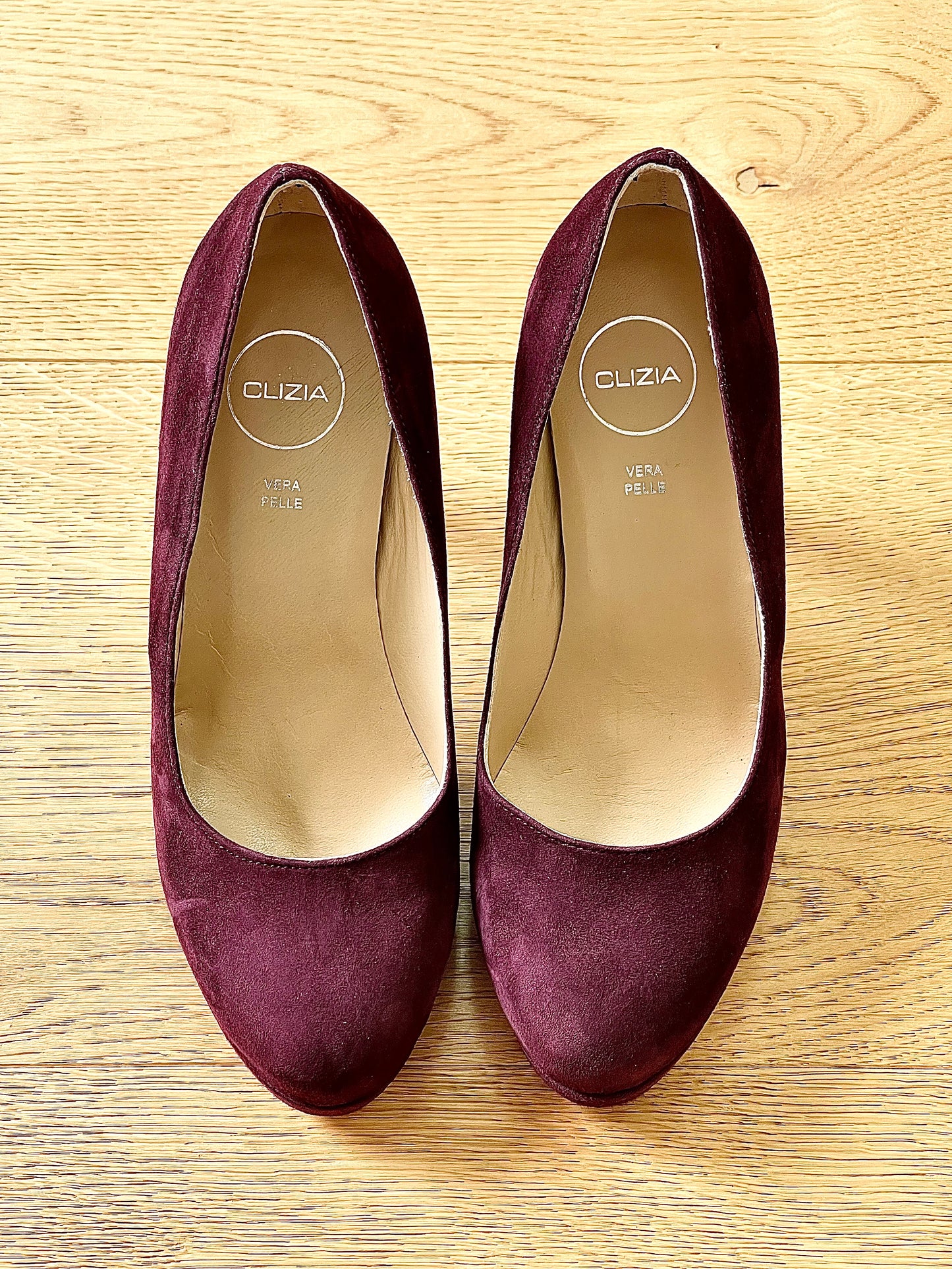 ANNA BURGUNDY SUEDE