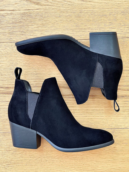 TORY BLACK SUEDE