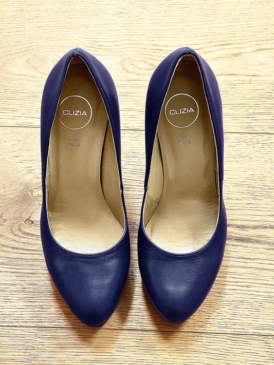 EVEN BLUE LEATHER