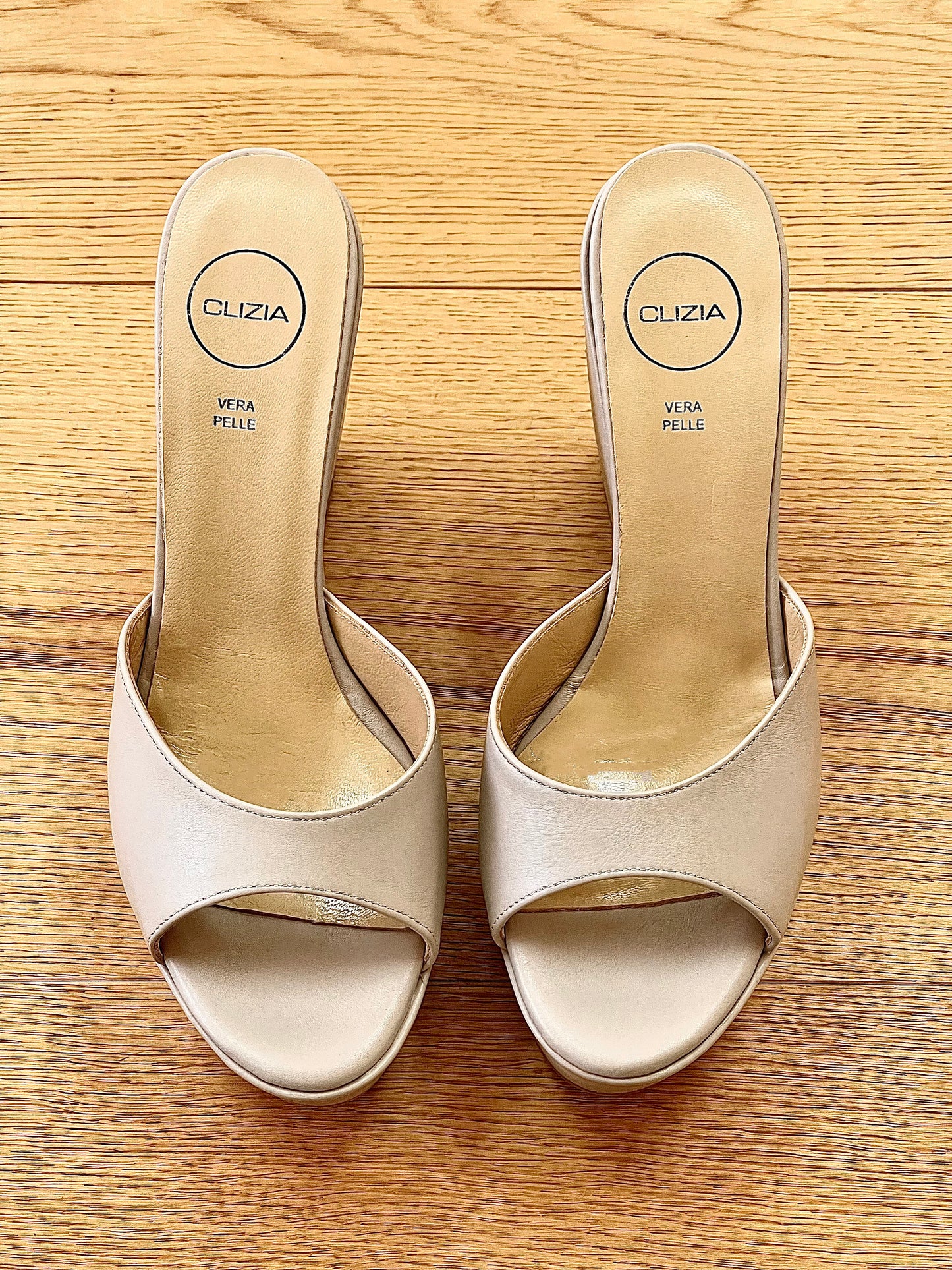 ALLISON BEIGE LEATHER