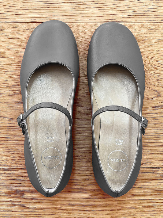 ZELIA LEATHER GRAY