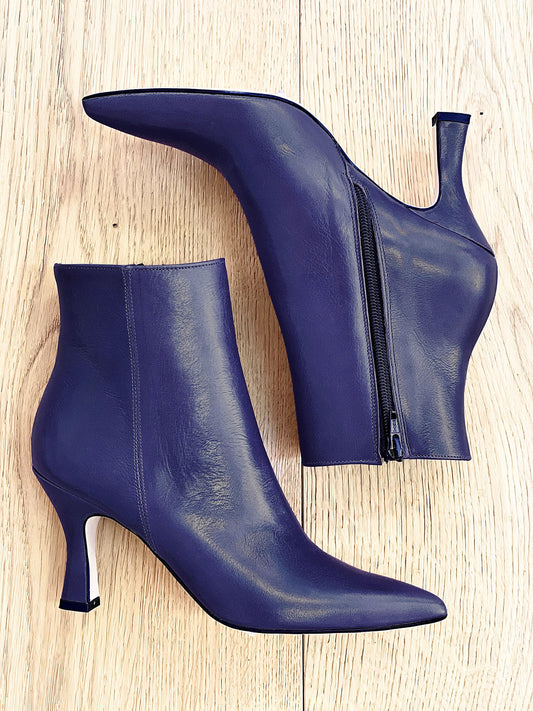 KAORI BLUE LEATHER