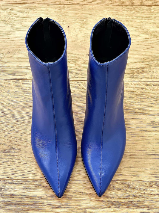 IRIS LEATHER BLUETTE