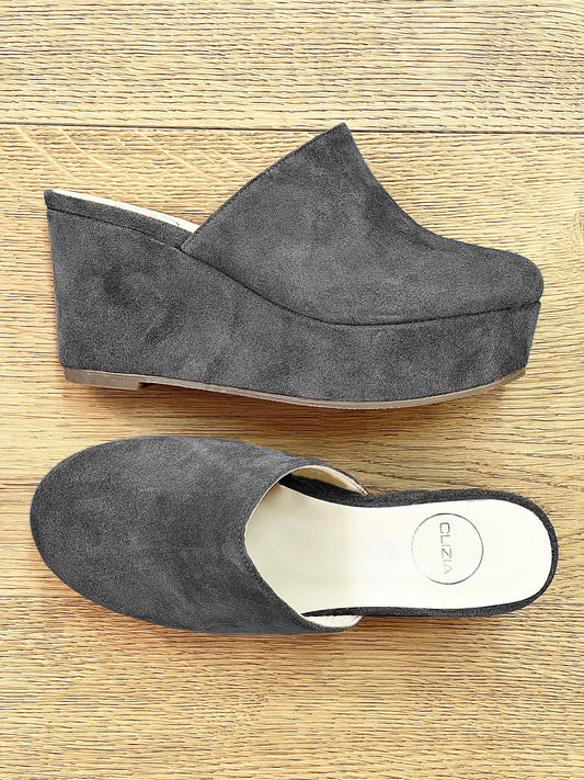 RAISSA GRAY SUEDE