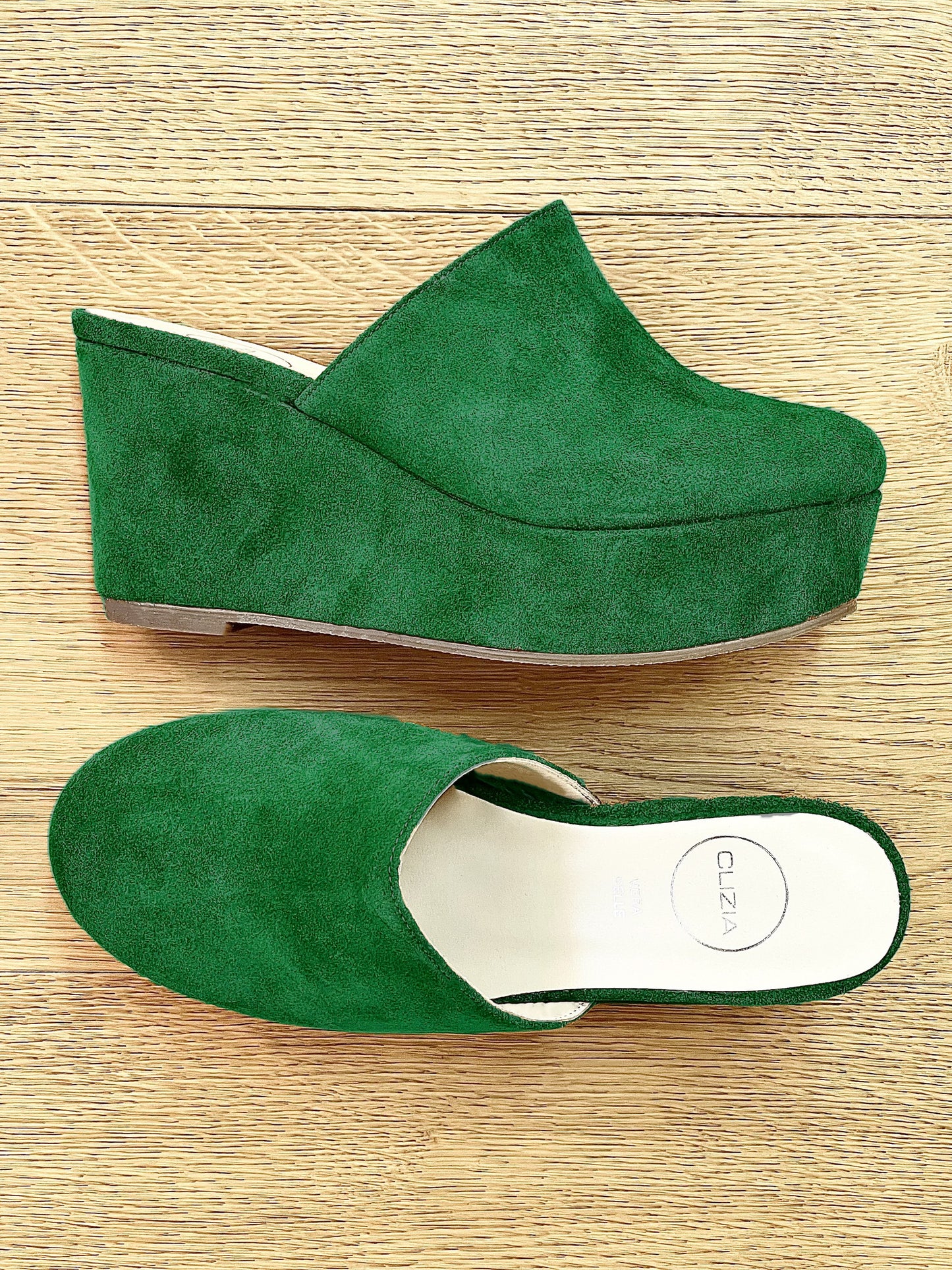 RAISSA GREEN SUEDE