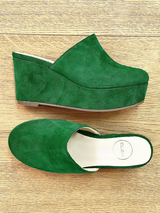 RAISSA GREEN SUEDE