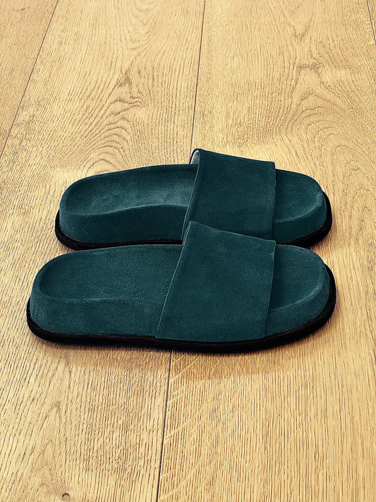 KATRIN SUEDE BOTTLE