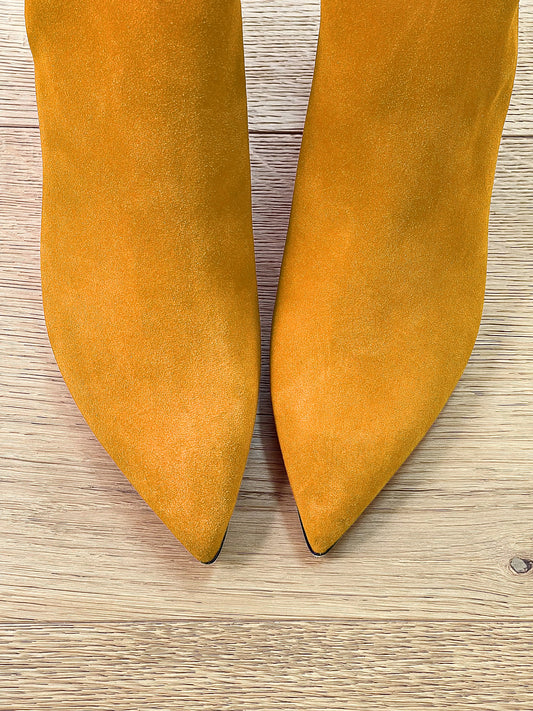 KRYSHA OCHRE SUEDE