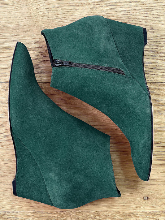 KRYSHA SUEDE BOTTLE