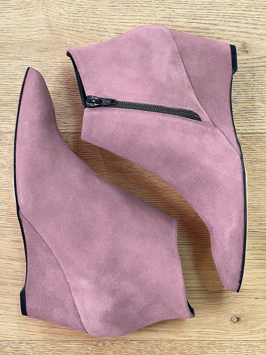 KRYSHA LILAC SUEDE