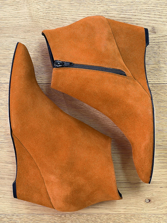 KRYSHA SUEDE LEATHER