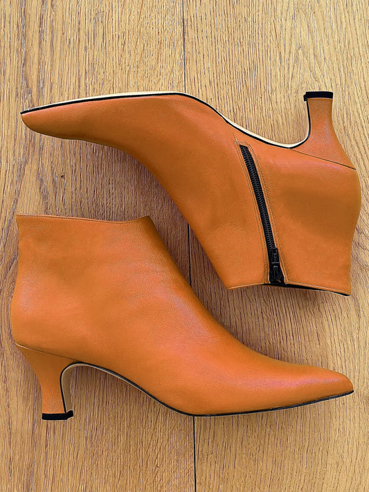 NICK LEATHER LEATHER