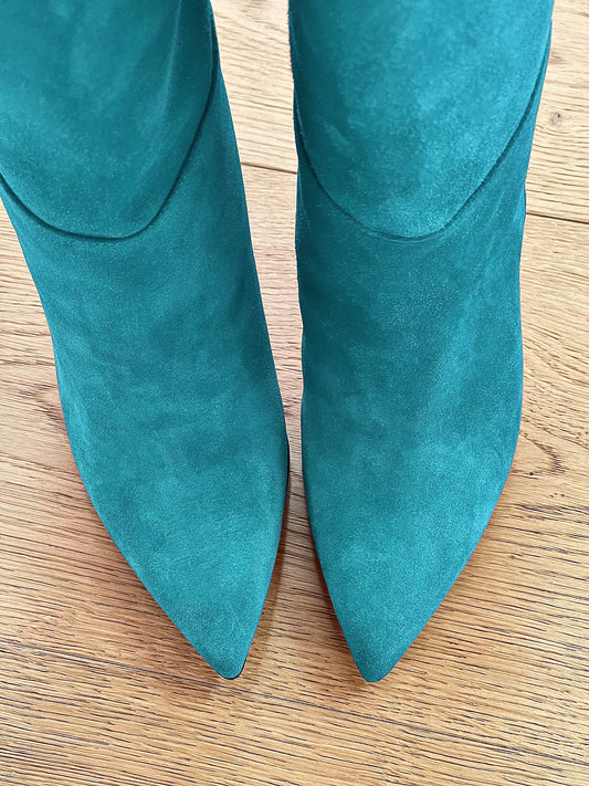 MAYA BLUE SUEDE