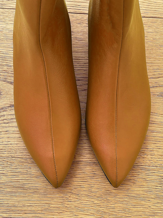 PLANET LEATHER LEATHER
