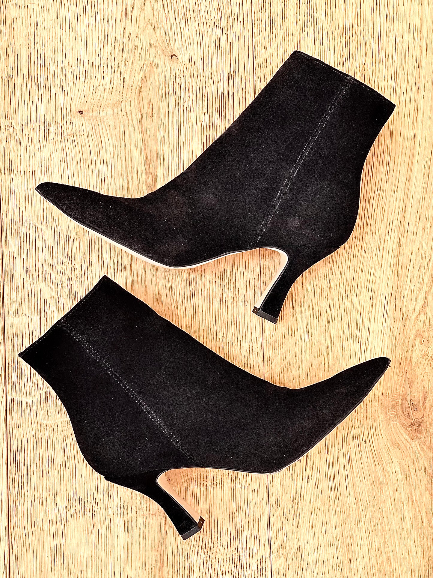 BLACK SUEDE KAORI