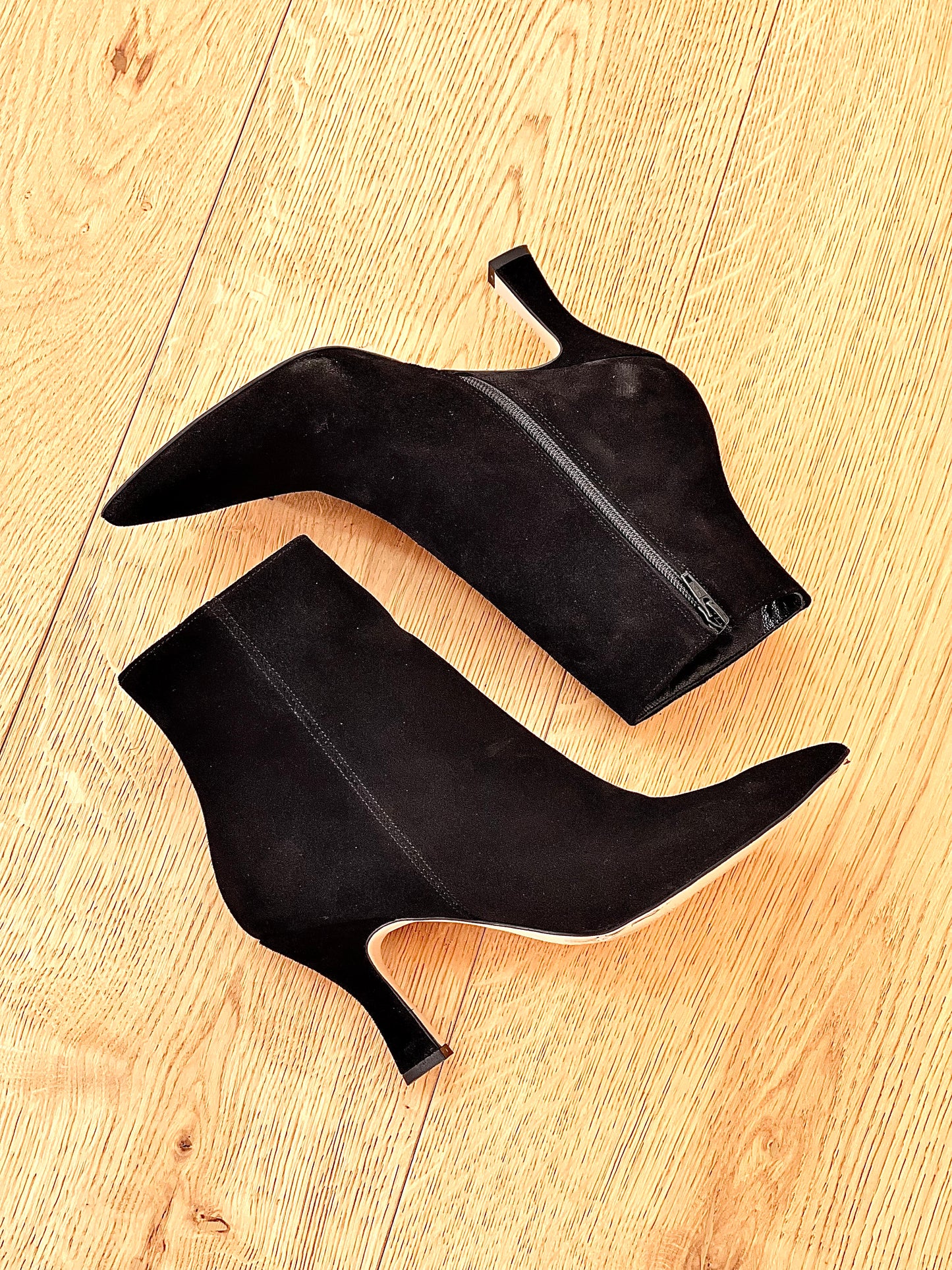 BLACK SUEDE KAORI