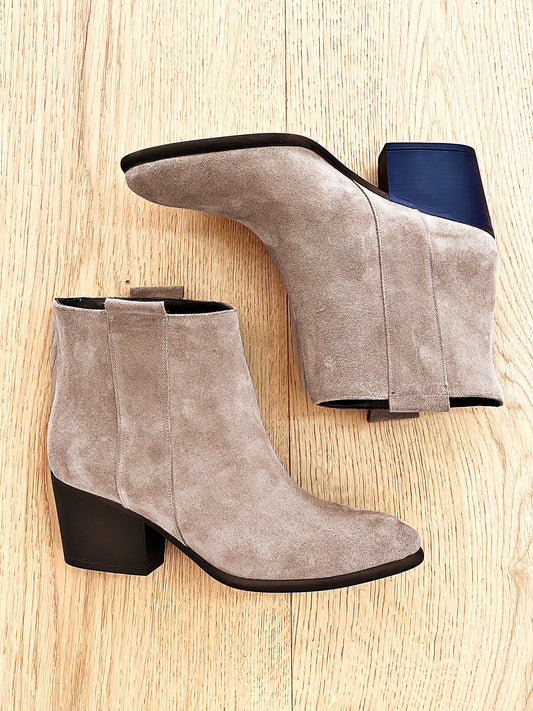 TAUPE SUEDE TESSA