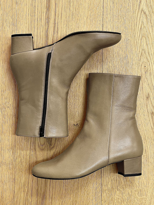 MAXIM TAUPE LEATHER
