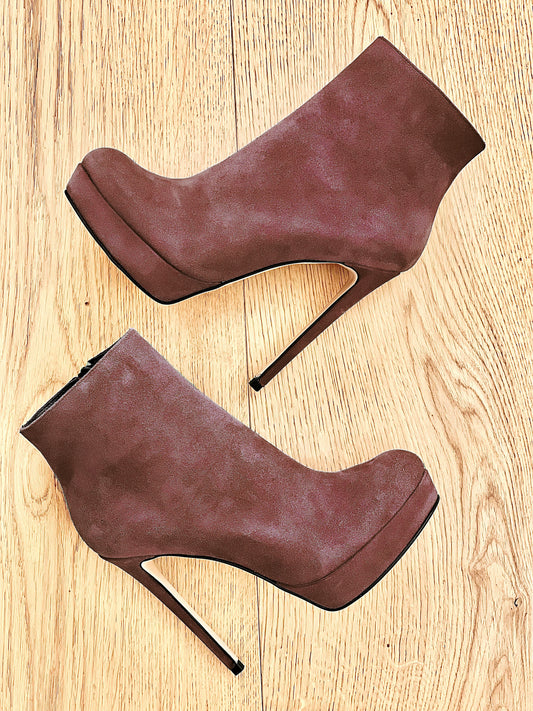 LOREN BROWN SUEDE