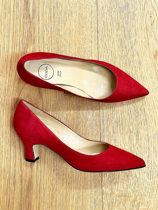 DANCE RED SUEDE