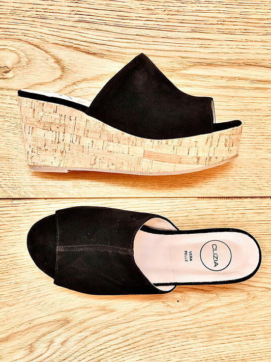 MOIRA BLACK SUEDE