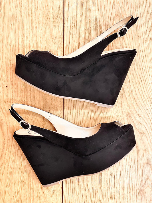 BLACK SUEDE CARACAS