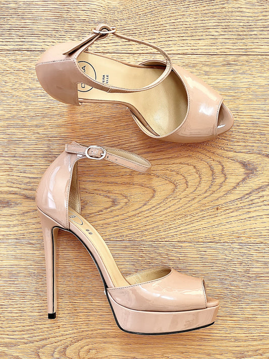 HALLE NUDE PATENT LEATHER