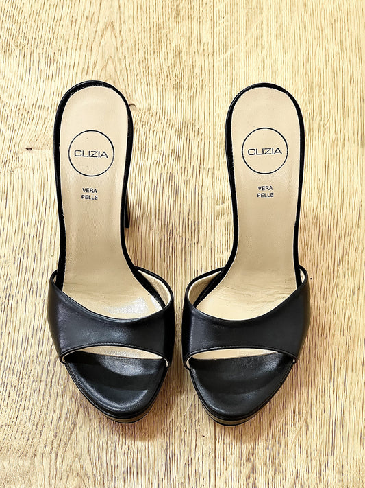 OSCAR LEATHER BLACK