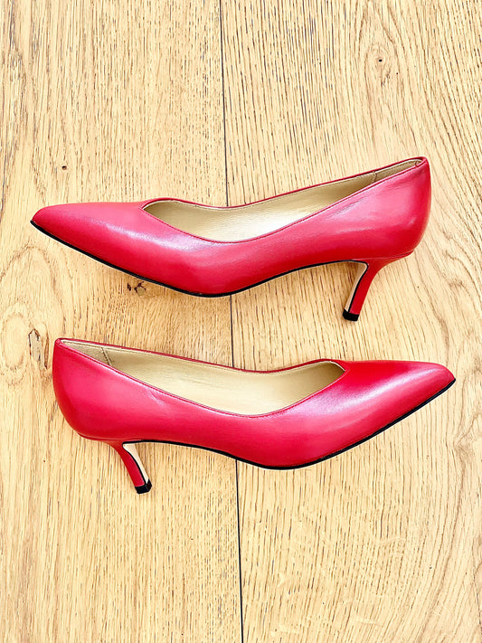 SUSAN RED LEATHER