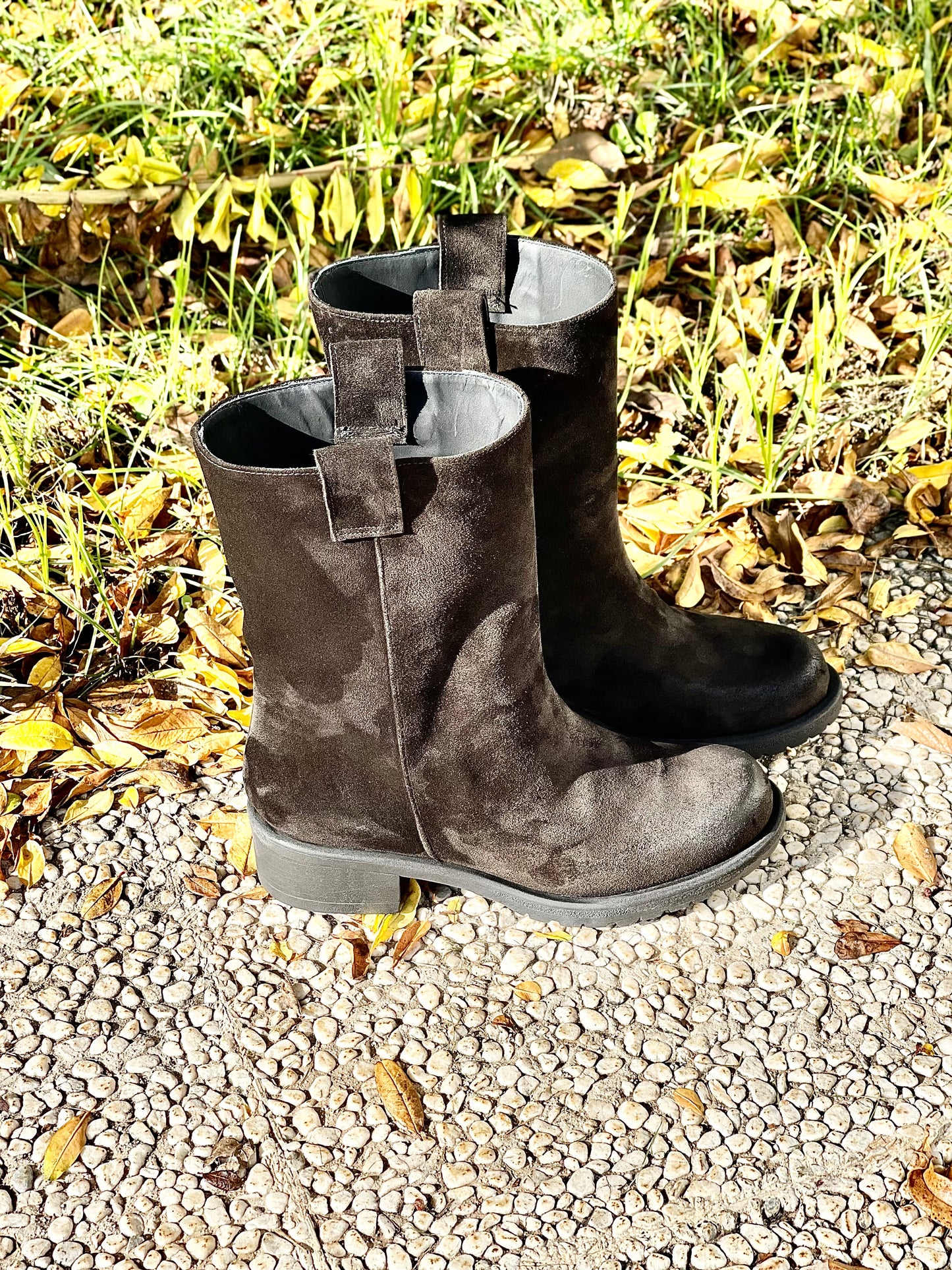 ATLAS BLACK SUEDE