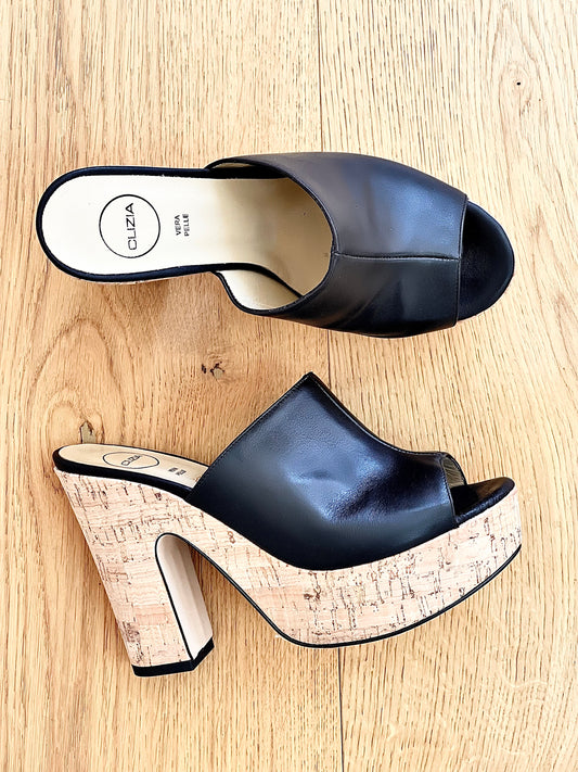 BANGKOK BLACK CORK