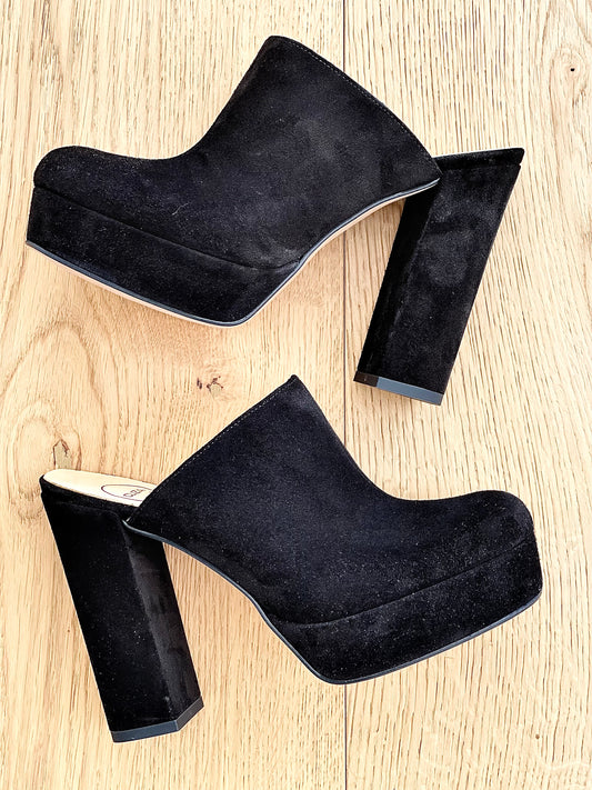 ELVIRA BLACK SUEDE