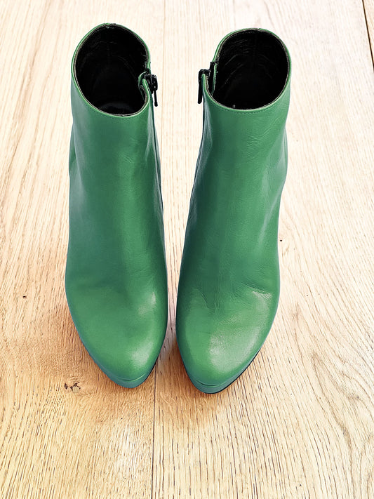 LOREN GREEN LEATHER