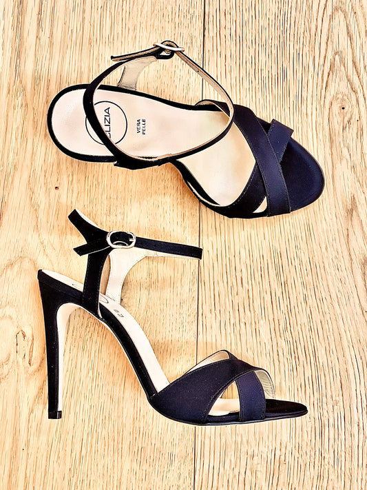 LAYLA BLACK SATIN