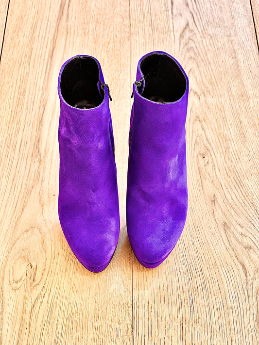 PURPLE SUEDE LOREN