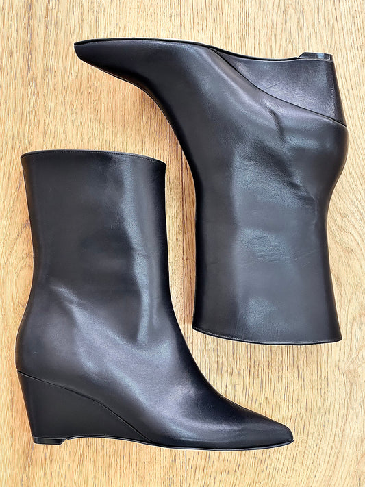 SANTIAGO LEATHER BLACK