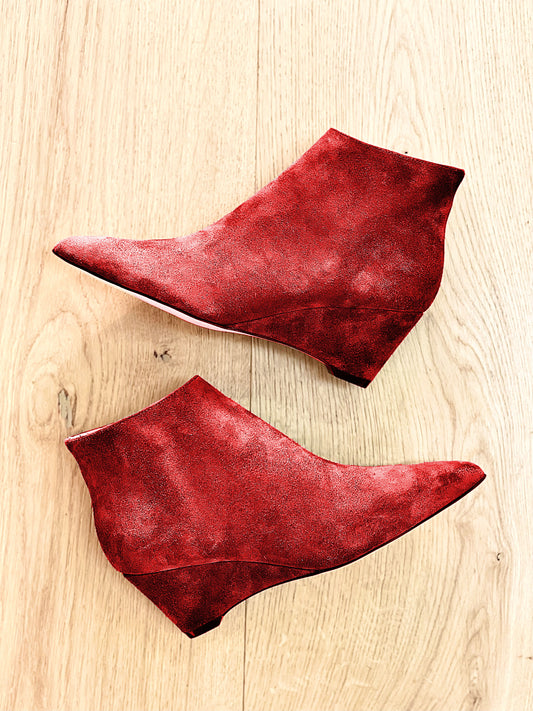 KRYSHA RED SUEDE