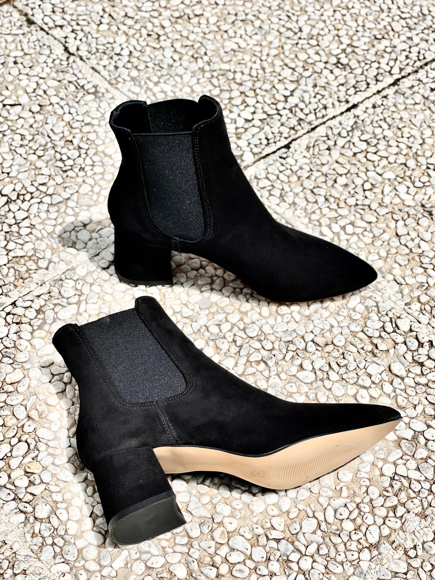 BORIS BLACK SUEDE