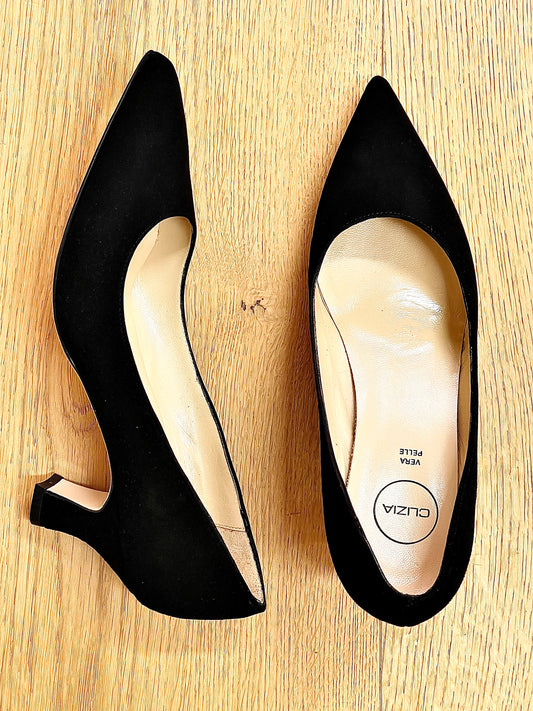 BLACK SUEDE DANCE