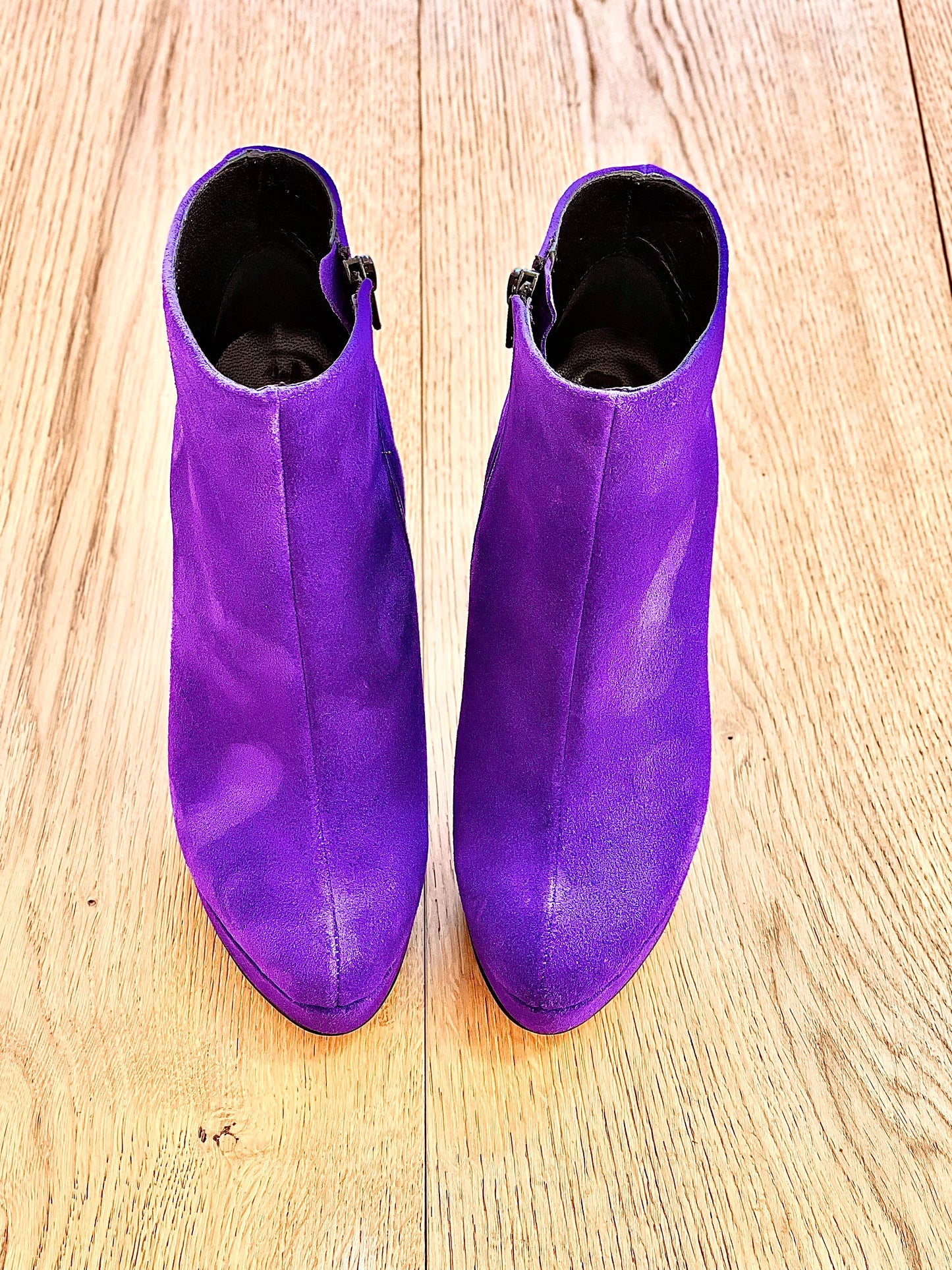 PURPLE SUEDE BOB