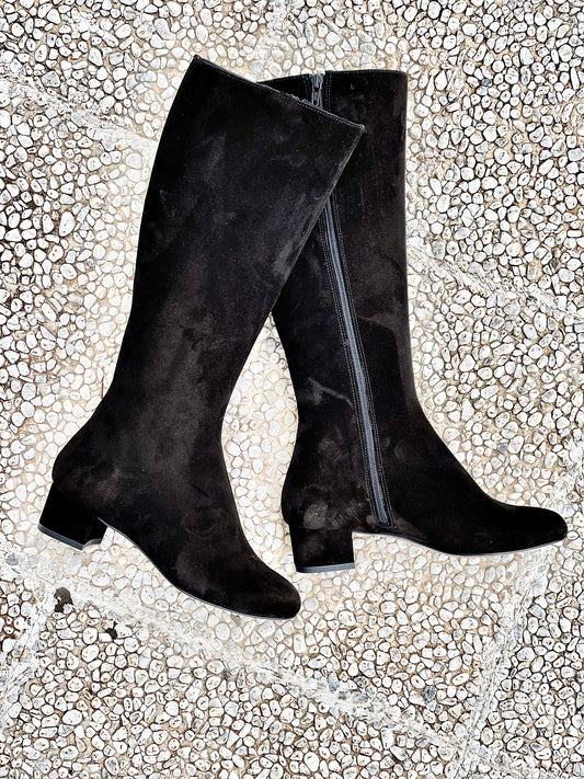 SIERRA BLACK SUEDE