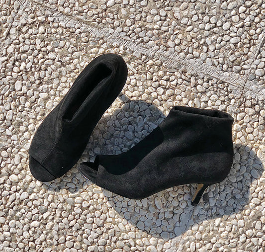 INGRID BLACK SUEDE