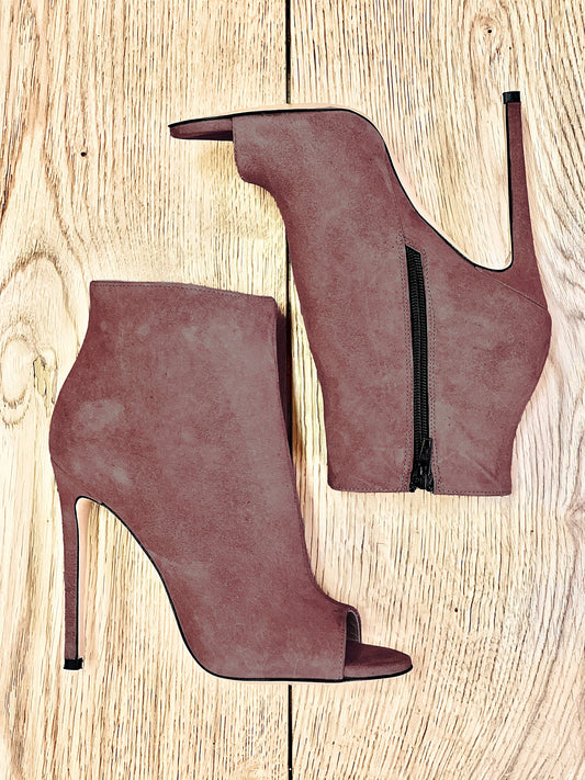PARIS BROWN SUEDE