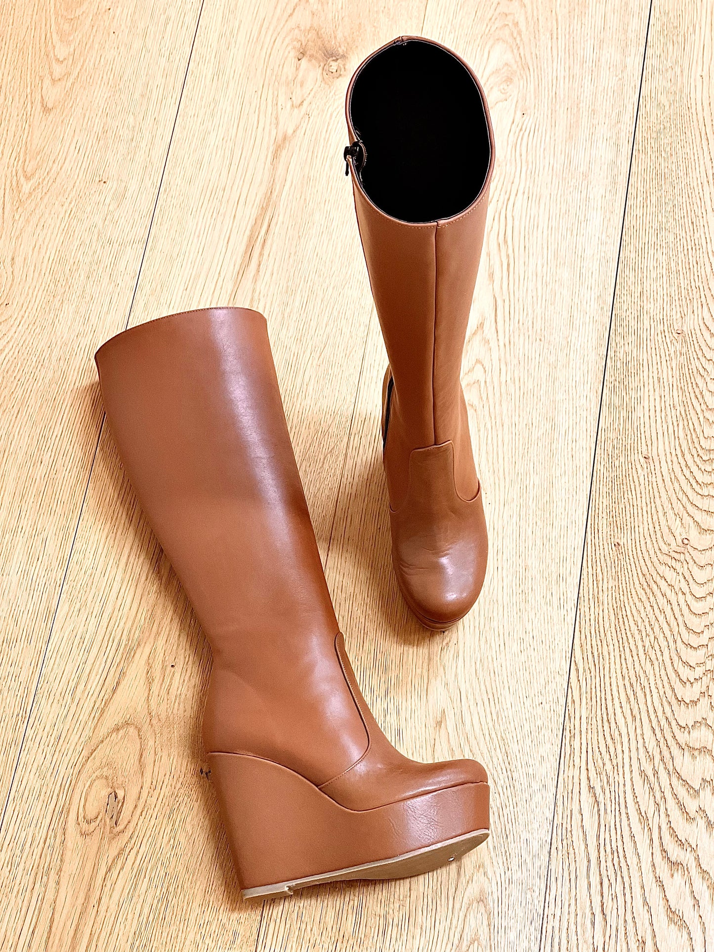 SAM COGNAC LEATHER