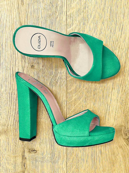 OSCAR GREEN SUEDE